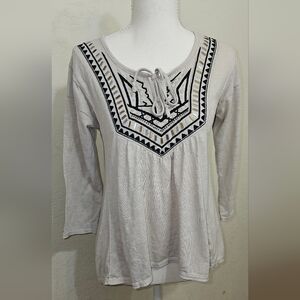 Hollister Cream and Black Embroidered Tunic